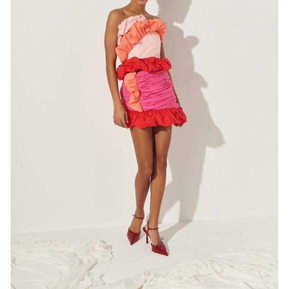 NEW CELIA B remembrance skirt in pink - Picture 2 of 4